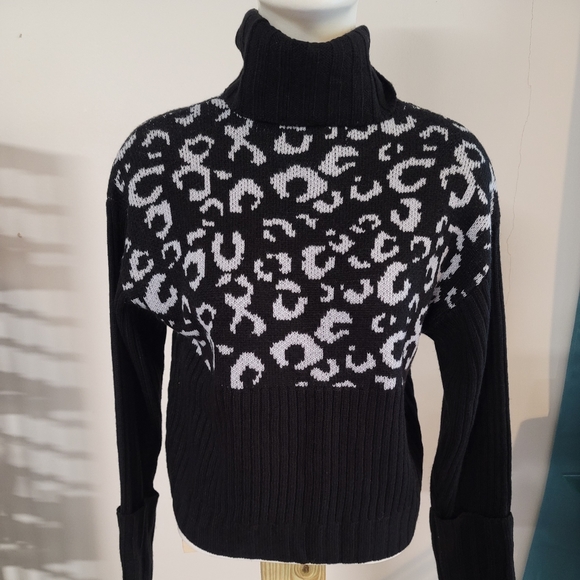 Nine West  Turtlenecks Sweater - Picture 3 of 7
